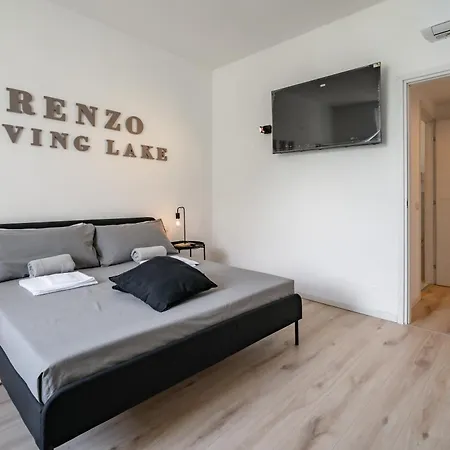 Renzo & Lucia Lakefront With Stunning Views Of Appartamento *